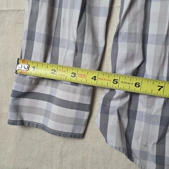 Gap Men’s Non-Iron Slim Fit Dress Shirt | Plaid Button-Up | Long Sleeve | Medium - Picture 6 of 16